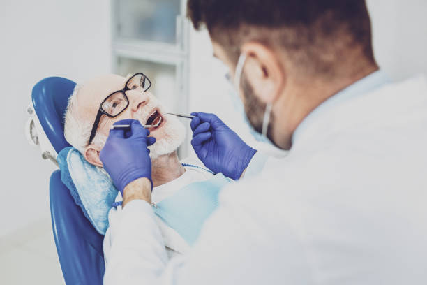 Best Emergency Dental Extractions in Blossom, TX